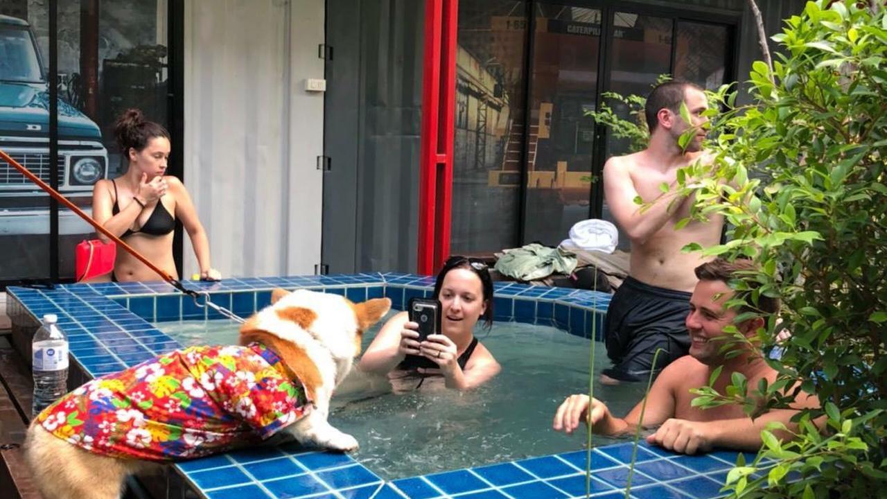 At Box Hostel Chiang Mai Exterior foto